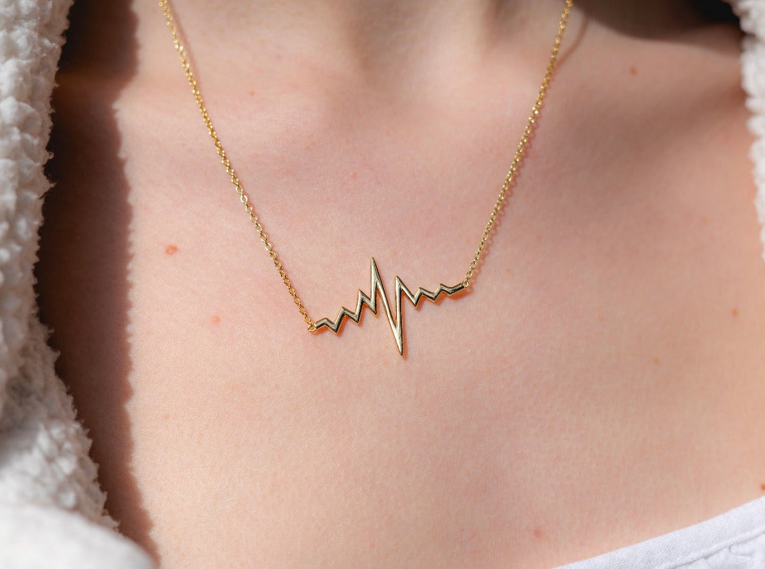 Heartbeat necklace